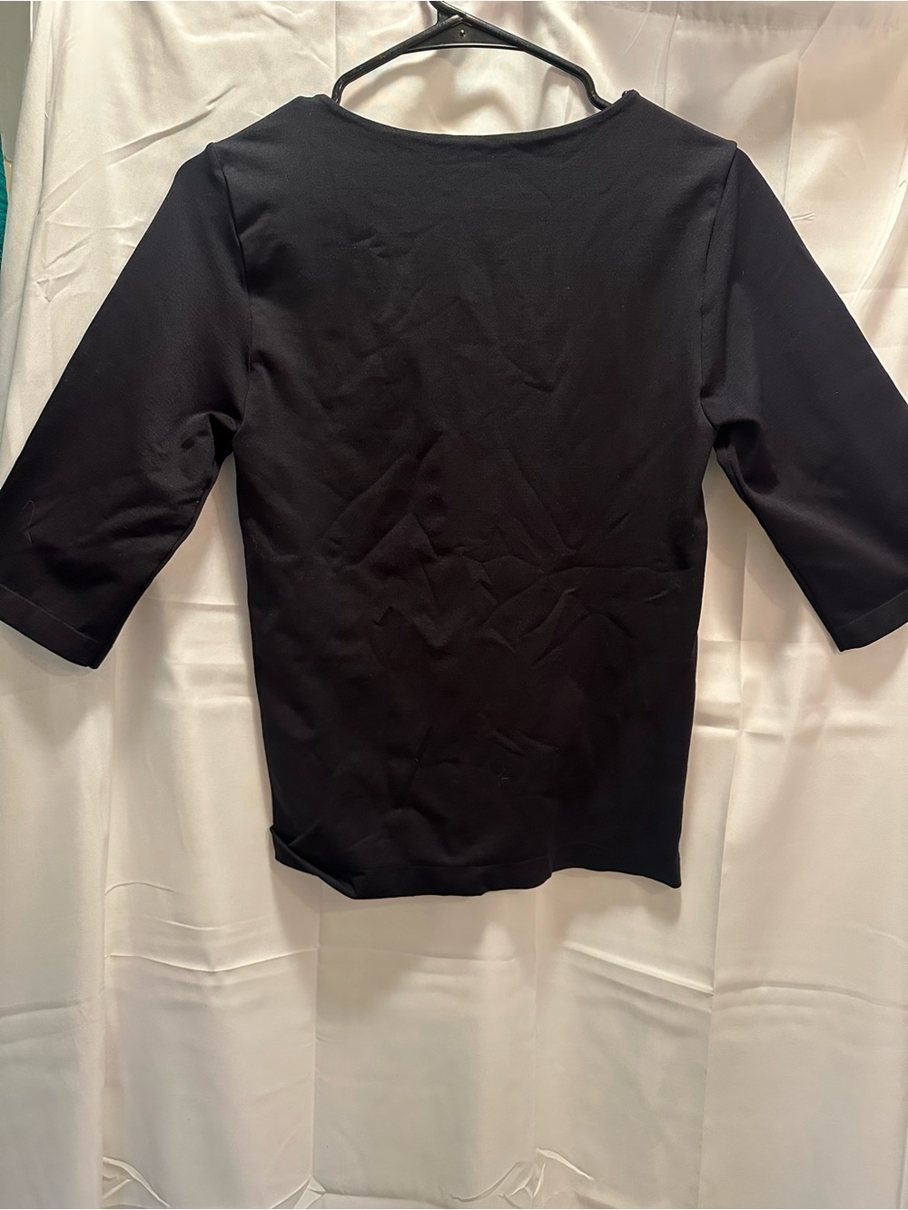 French Laundry Black Scoop Neck Three-Quarter Sleeve Top - Picture 3 of 3